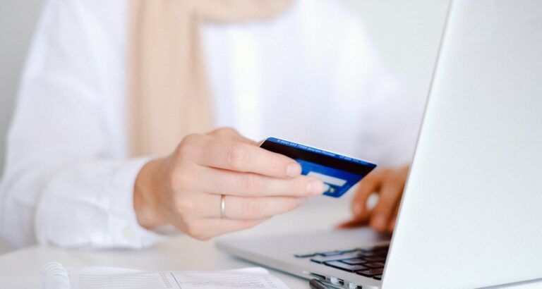 Shopping Online Can Save You Time And Money, Here’s How