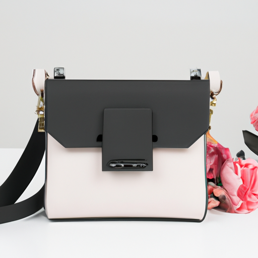 Key Features of Chic Crossbody Bags: ​Combining Style and Convenience